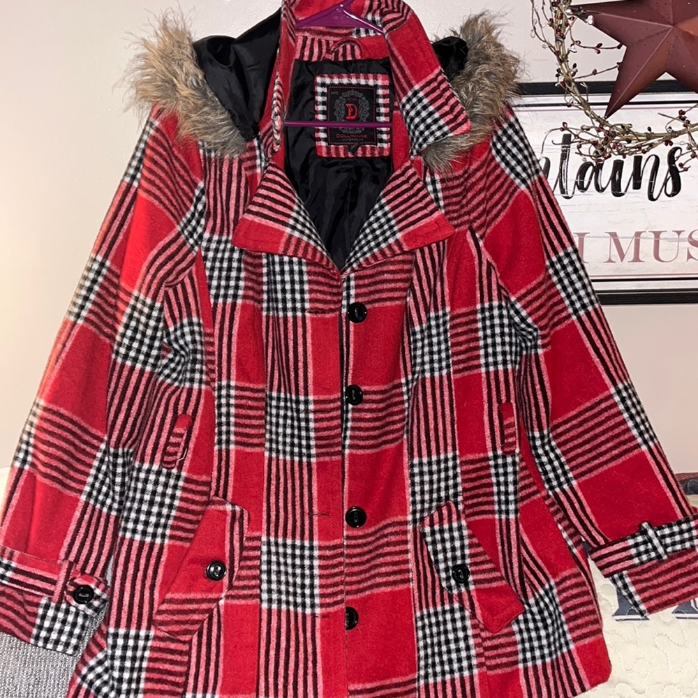 Dollhouse brand plaid pea coat size 1X